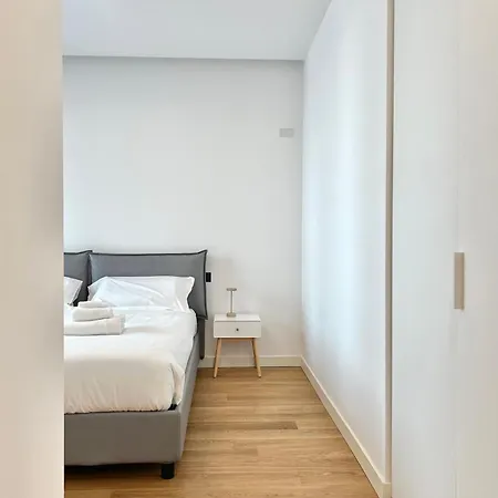 Comecasa Modern Terraced & Palestra Apartment Milan Exterior photo