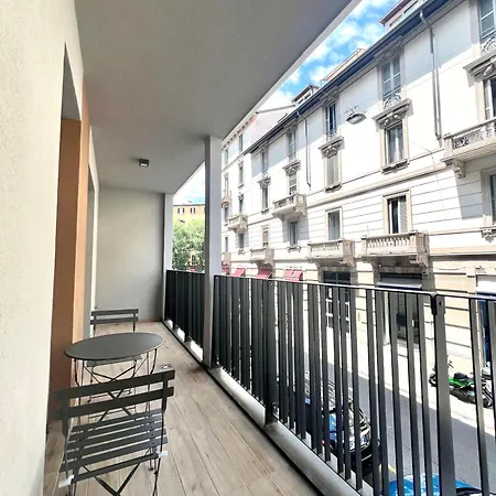 Comecasa Modern Terraced & Palestra Apartment Milan Exterior photo